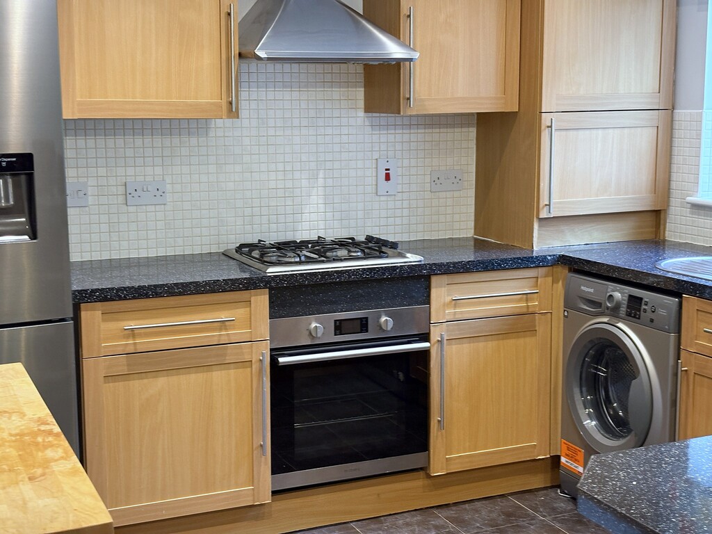 3 bed house to rent, Smeaton Grove, Ruchill, Glasgow, photo 10 of 21